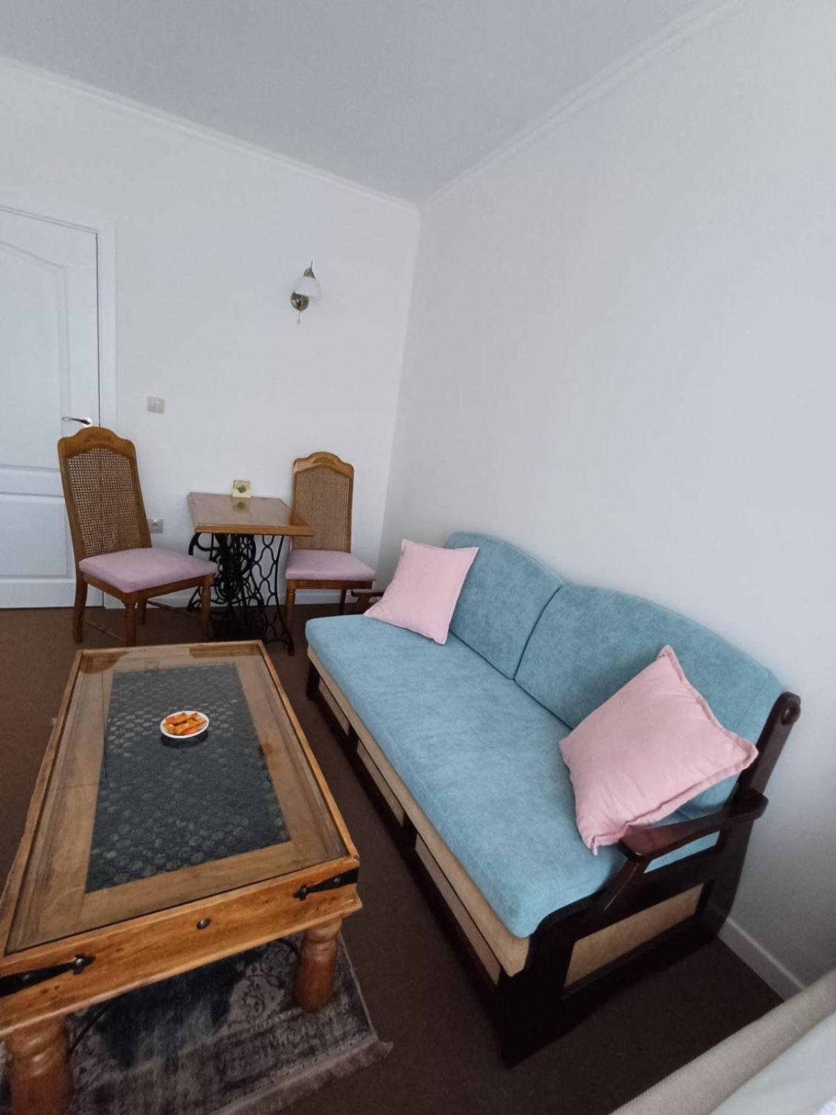 Wild Cherry Apartments Saints Constantine and Helena Bagian luar foto