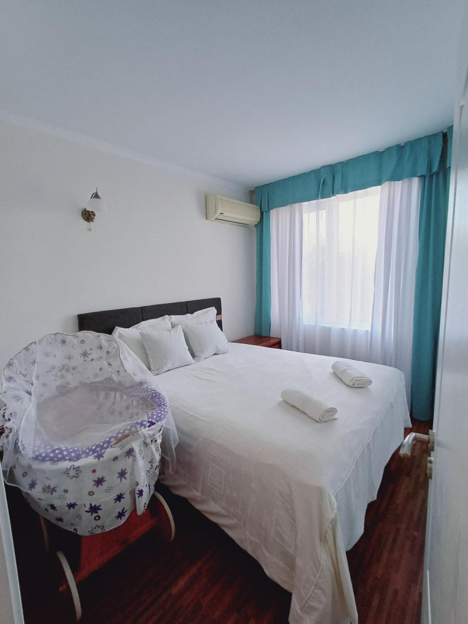 Wild Cherry Apartments Saints Constantine and Helena Bagian luar foto